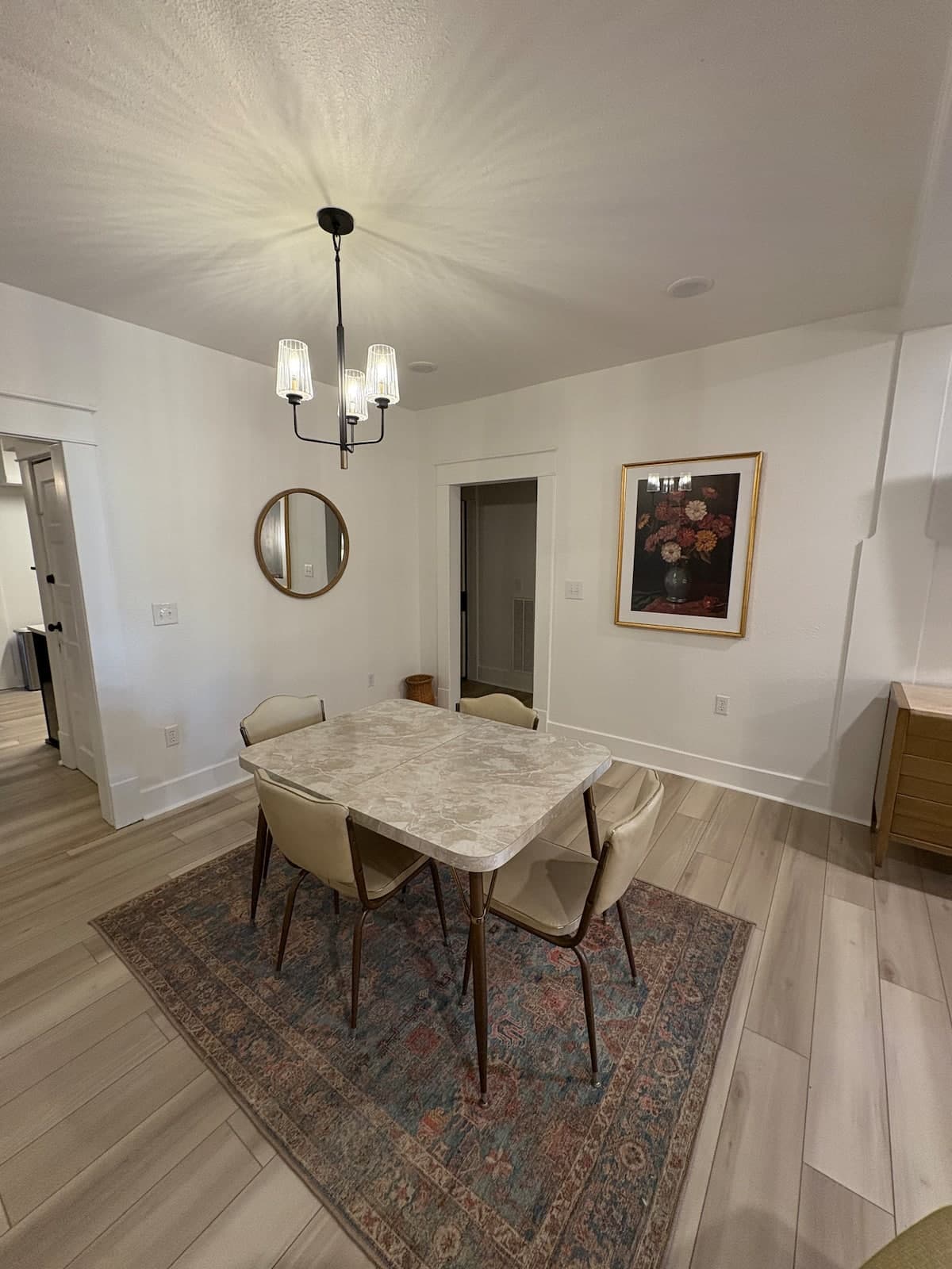 Cozy home in heart of Dtwn Jboro